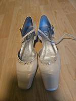 Hochzeit Schuhe in weiß Größe 37 München - Hadern Vorschau