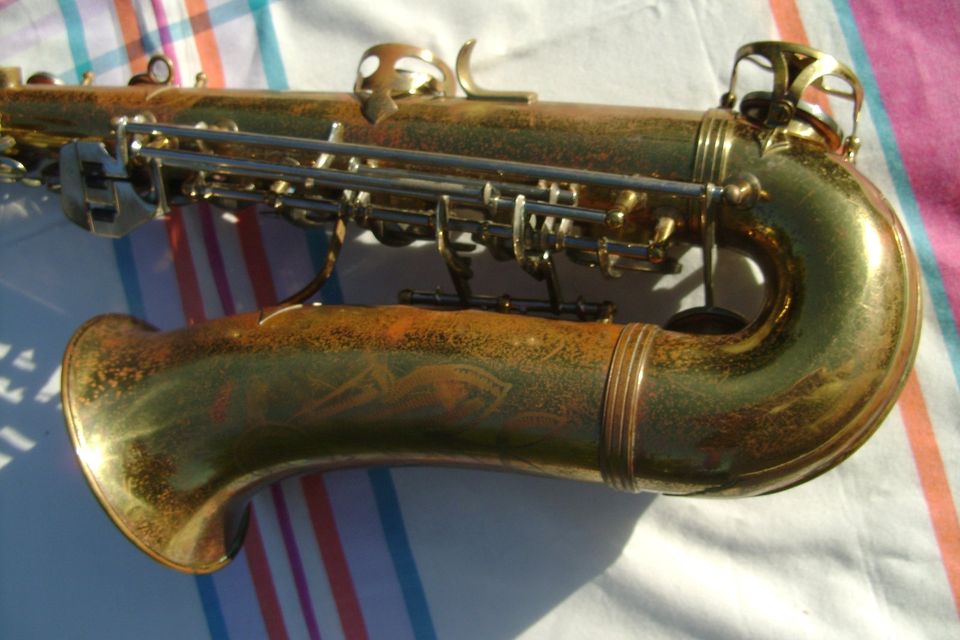 Vintage Alt Saxophon Lyceum - Malerne Stencil? in Speyer