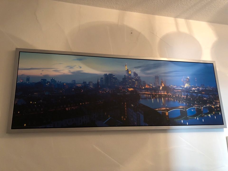 Wandbild Frankfurter Skyline in Heigenbrücken