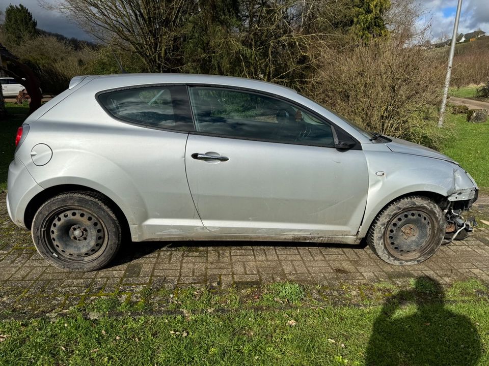 Alfa Romeo MiTo Basis Start/Stop,Klima,PDC in Langsur