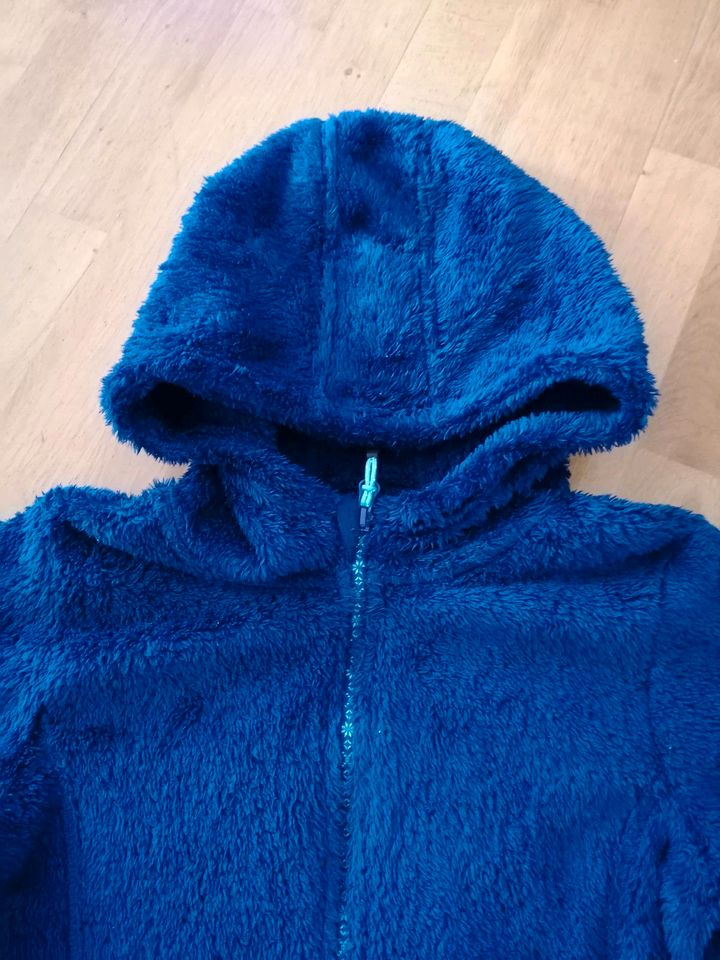 Crivit Mädchen Jacke Teddy blau Gr. 146 152 in Loitsche-Heinrichsberg