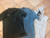 3 Sportoberteile Größe S Nike, Adidas, H&M Niedersachsen - Rötgesbüttel Vorschau