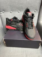 Nike Jordan Max Aura 5 - in Gr 44,5 rot/schwarz Nordrhein-Westfalen - Oberhausen Vorschau