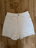 Shorts Xs weiß ungetragen neu Brandenburg - Bernau Vorschau