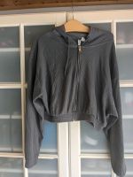 Neu ❤️ H&M Damen Sport Jacke kurz 40 42 ❤️ grau Hoodie Kapuze Rheinland-Pfalz - Altenkirchen Vorschau