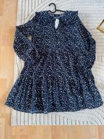 NEU MIT ETIKETT Schönes Kleid Gr. 38/40 Niedersachsen - Hameln Vorschau