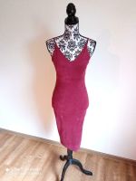 Kleid Wildlederimitat Bordeaux Gr.36/38 Niedersachsen - Itterbeck Vorschau