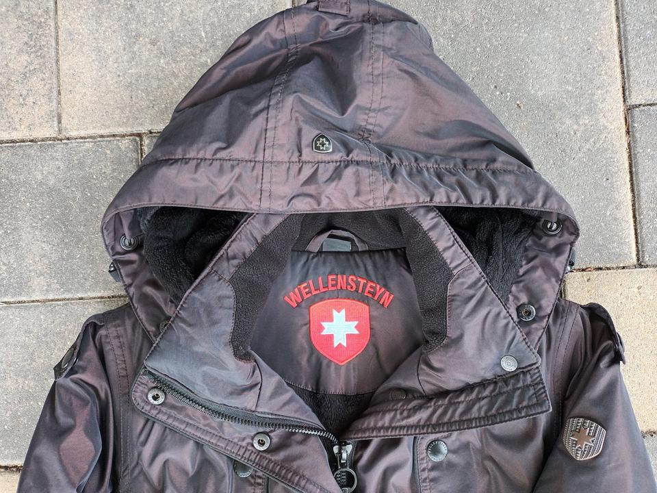 Wellensteyn Winter Damenjacke Senses tailliert Gr. S braun in Taucha