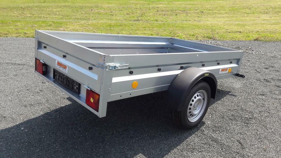 Kippbarer neuer 750 kg Anhänger, PKW-Anhänger, Trailer, offen in  Niedersachsen - Ilsede, Gebrauchte Auto-Anhänger kaufen