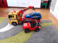 Playmobil Figuren und Abschlepper mit zwei Autos Baden-Württemberg - Hilzingen Vorschau
