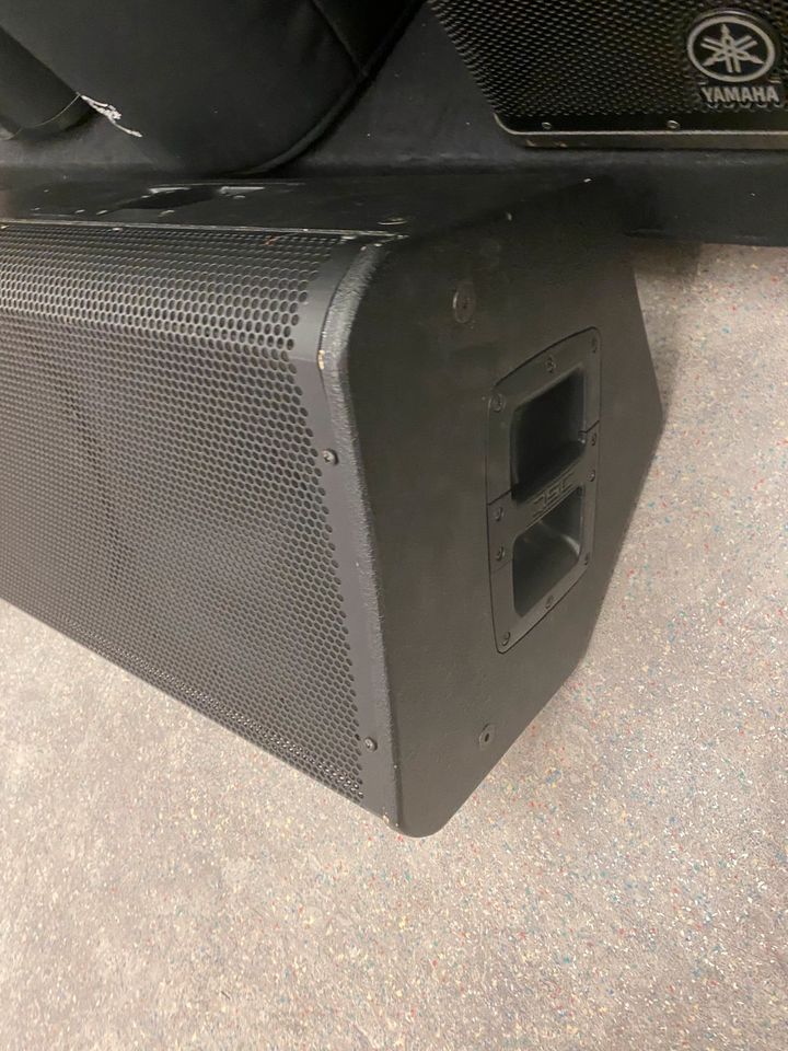 Qsc kw 122 box 1000 watt aktiv Monitor Pa speaker Rechnung in Pforzheim