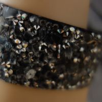 Armband mit Steinen Stones Modeschmuck Farbe Schwarz Neu OVP Neuhausen-Nymphenburg - Neuhausen Vorschau