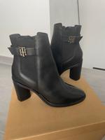 Tommy Hilfiger Stiefelette 40 Nordrhein-Westfalen - Minden Vorschau