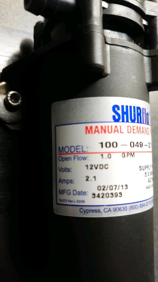 SHURflo Manual Demand Pump 100-049-21 in Zossen-Dabendorf