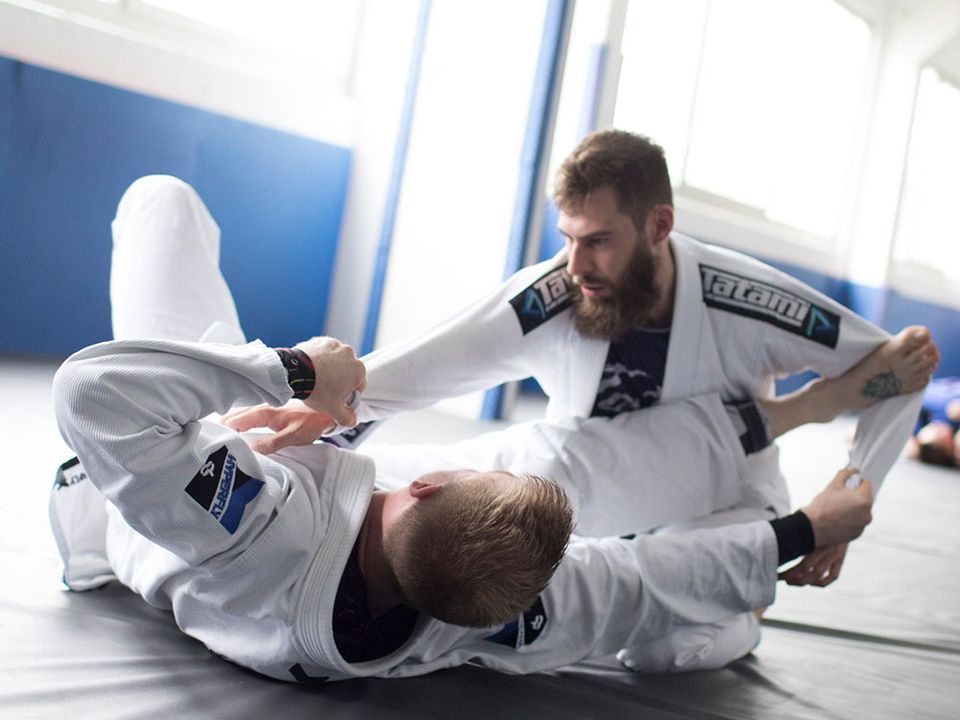 Brazilian Jiu-Jitsu – das erfolgreichste Bodenkampfsystem und Teil des MMA (Mixed Martial Arts) in Solingen