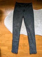 Graue Jeans Innenstadt - Köln Deutz Vorschau