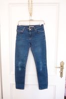 Zara Woman Premium Denim Jeans Slim Fit Skinny Shaping Hose 36 München - Schwabing-Freimann Vorschau