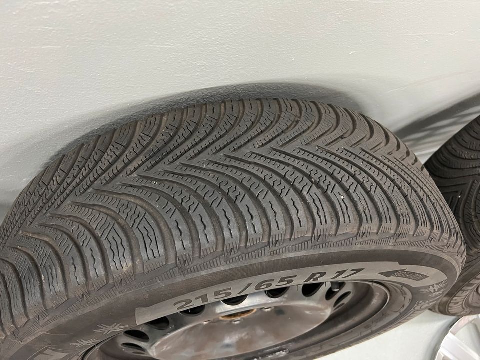 Winterräder 215/65 R17 99H Michelin Alpin 5 VW Tiguan in Stavenhagen