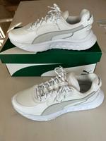 Turnschuhe von Puma, Gr.40,5 Weiß Niedersachsen - Loxstedt Vorschau