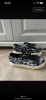 Superga Plateau Sneaker Leomuster grau Baden-Württemberg - Baindt Vorschau