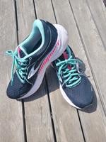 Brooks Adrenalin, Laufschuhe Größe 38,5 Niedersachsen - Alfeld (Leine) Vorschau