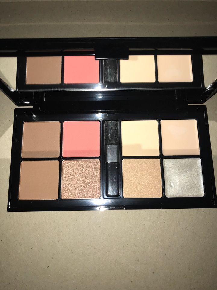 Catrice Face Palette in Wesel