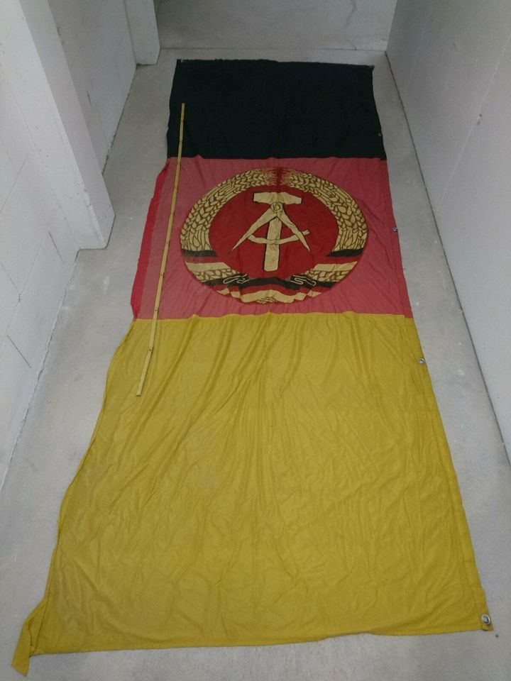 DDR große Fahne Flagge,Ca.3,20x1,30m, Baumwolle,beidseitig Emblem in Köln