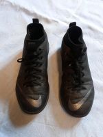 Schwarze Nike Fußballschuhe Hallenschuhe Gr. 34/35 Bayern - Gebsattel Vorschau