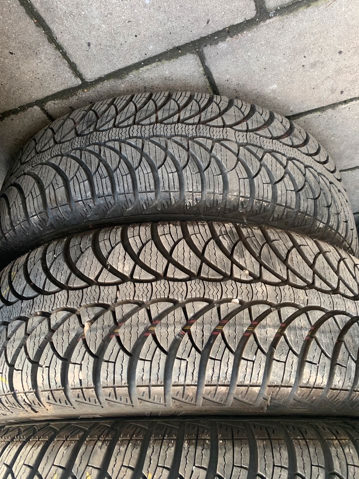 Vw Golf 5/6 winterreifensatz mit Felge 195/65 r15 mit 6x15 et47 in Schömberg b. Württ