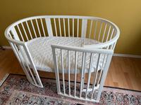 Stokke Sleepi V2 Bett inkl. Zubehör – weiß – guter Zustand Frankfurt am Main - Bornheim Vorschau