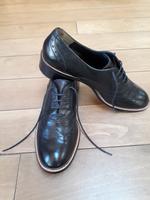 NEU Paul Green Schnürschuhe 40 schwarz Leder Budapester Hessen - Usingen Vorschau