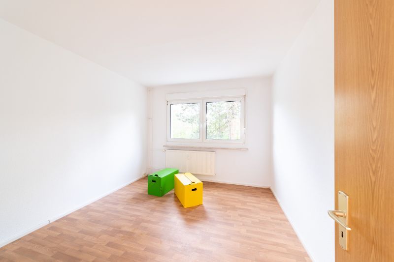 Tolle 3 Zimmer-Wohnung mit schönem Ausblick - sofort einziehen und wohlfühlen in Halle