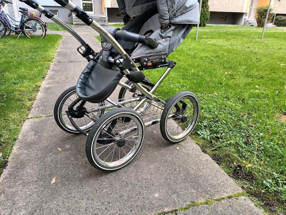 Kombi-Kinderwagen Classico inkl Babywanne und Sportsitz in Dresden