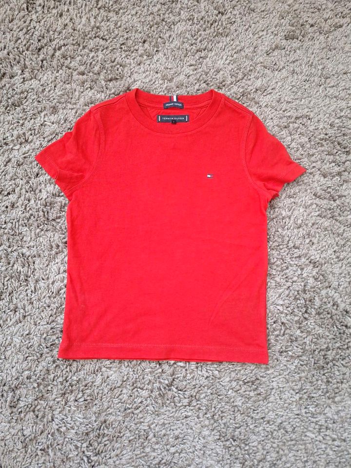 TOMMY HILFIGER T-Shirt Gr. 104, NEU! in Dresden