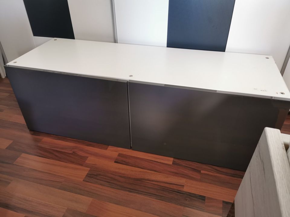 Hängeschrank Ikea Besta Regal Türen Selsviken Hochglanz 120x42x38 in Düren