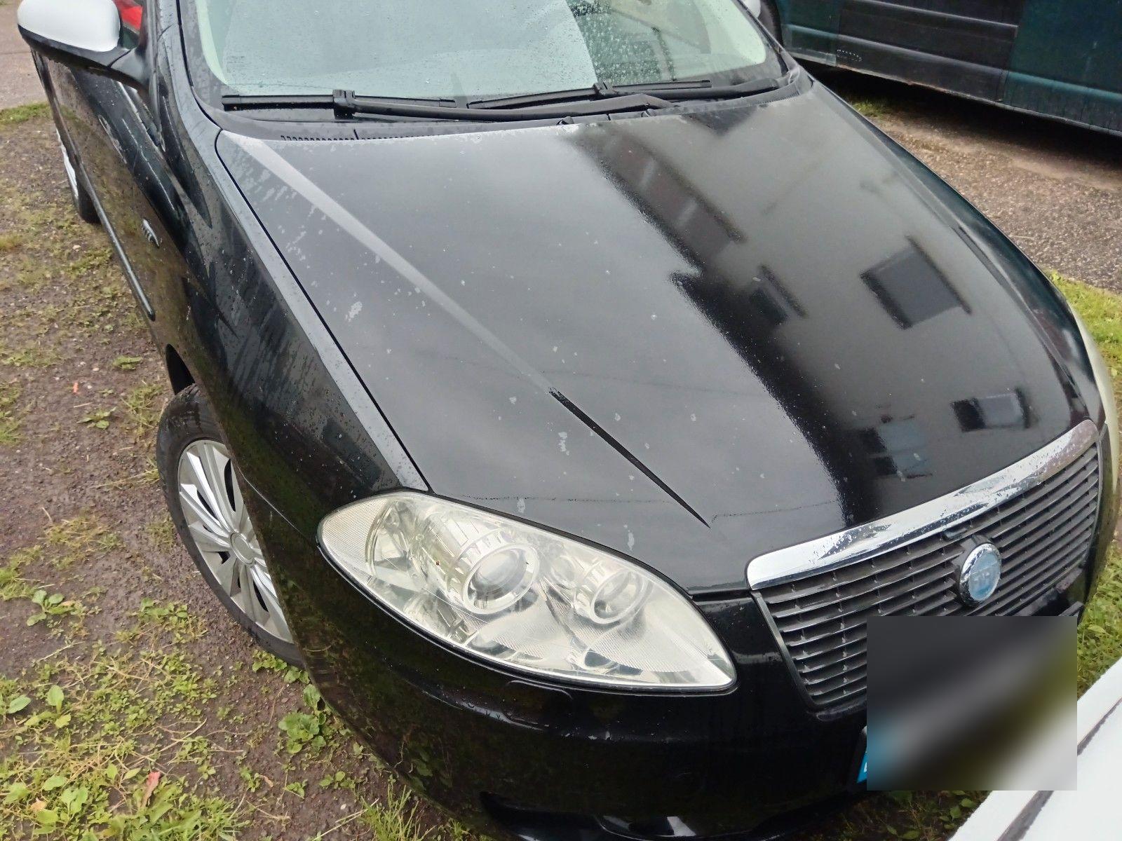 Abbildung des Autos Fiat Croma 2.4 Multijet …