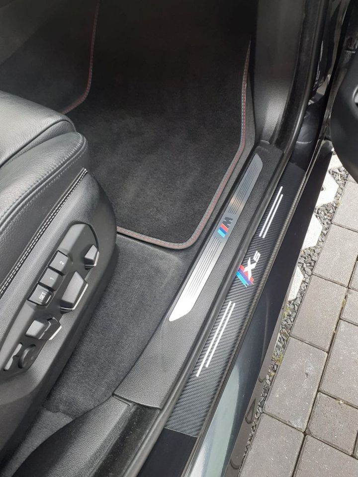 BMW X5 xDrive30d / Leder / Panorama / Automatik in Aschendorf Stadt Papenburg