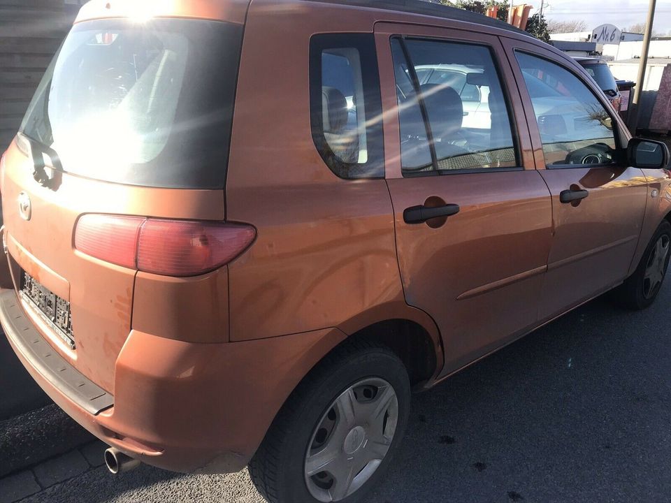 Mazda 2 Dy schlachtfest Motorhaube Heckklappe Stoßstange Spiegel in Dortmund