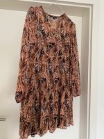 Volant-Kleid, Comma, all over floral print, orange schwarz beige Nordrhein-Westfalen - Krefeld Vorschau