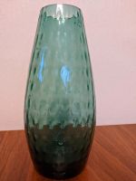 Vintage Vase aus grünem Glas mit schöner Struktur, 21 cm hoch Wandsbek - Hamburg Eilbek Vorschau