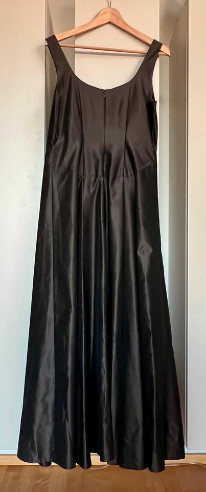 Abendkleid / Ballkleid, passende Jacke, 40, sehr guter Zustand in Dresden