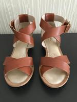 Clarks Sandalen Braun. Gr. 38, Leder Nürnberg (Mittelfr) - Südoststadt Vorschau