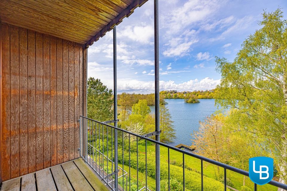 Verwöhnen Sie Ihre Sinne: Wohnen mit Seeblick und direktem Seezugang vom Grundstück in Plön 