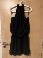 Schwarzes Neckholder-Kleid von Bonprix Größe 38 *top Zustand* Nordrhein-Westfalen - Minden Vorschau