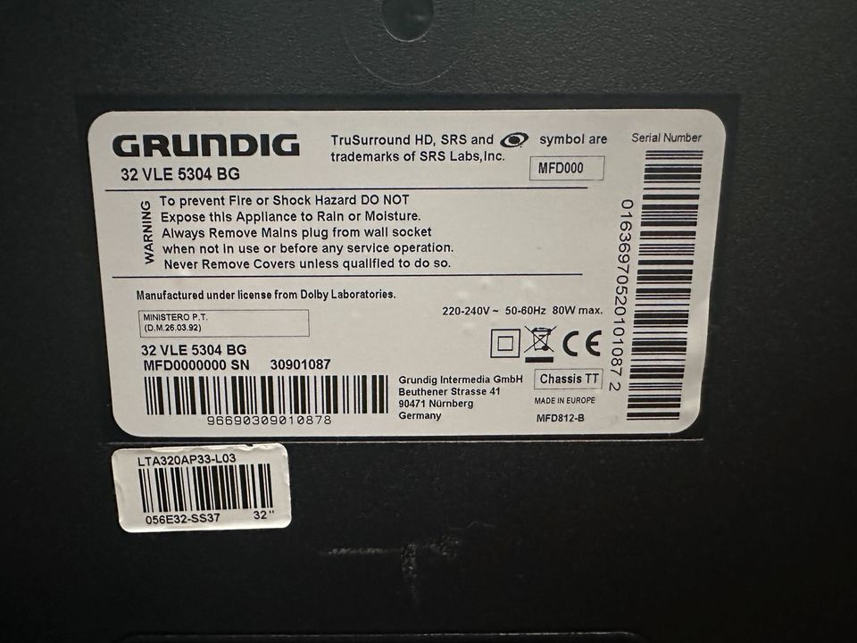 32 VLE 5304 BG Grundig Flachbildschirm tv in Waldheim