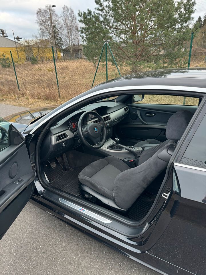 BMW E92 Coupé 325D M-Paket in Güstrow