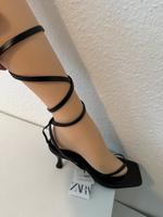 Zara Römersandalen Sandalen zum Schnüren 40 Absatzsandalette Bayern - Heßdorf Vorschau