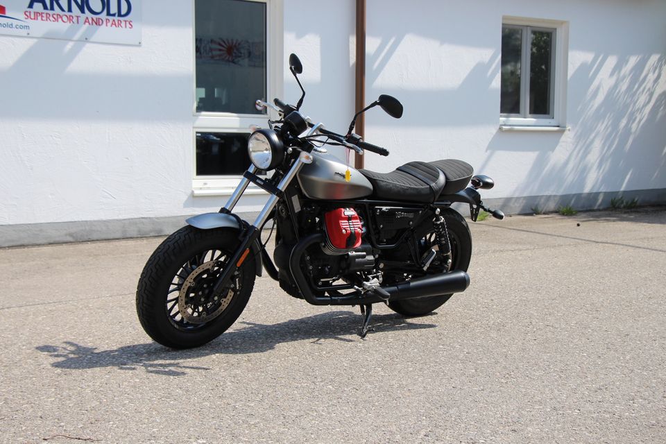 Moto Guzzi V9 Bobber Top Zustand + Bike Ankauf + Finanzierung in Dachau