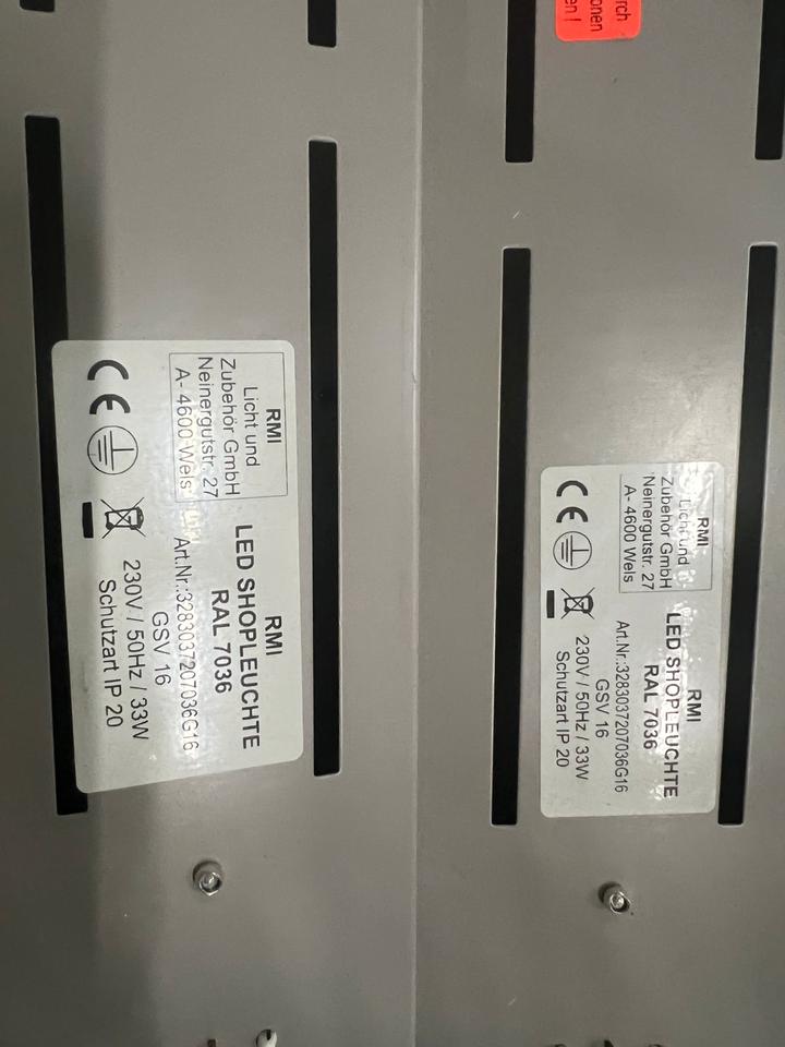 Langfeld Leuchten LED Licht 33 Watt über 700 Stück in Nonnweiler