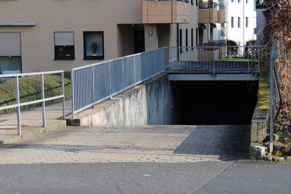 Stilvolle Top-Floor-Wohnung mit Penthouse- Flair für den gehobenen Wohnanspruch im Herzen von Bad Kissingen in Bad Kissingen